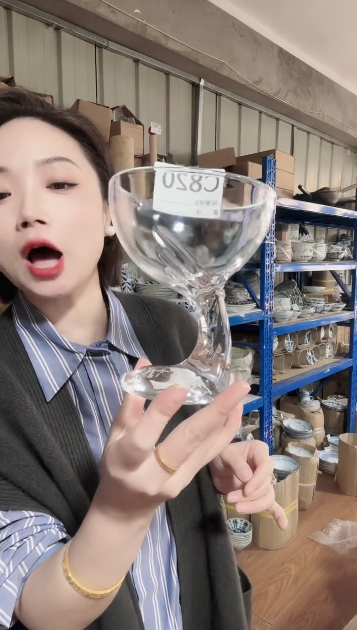 瓷片意大利进口家用百货  冰淇淋甜品杯一只C820