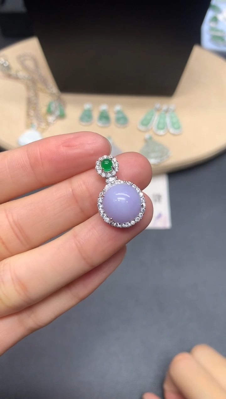 【闪购商品】翡翠吊坠(不含链)银S925镶嵌蛋面【无服务费】