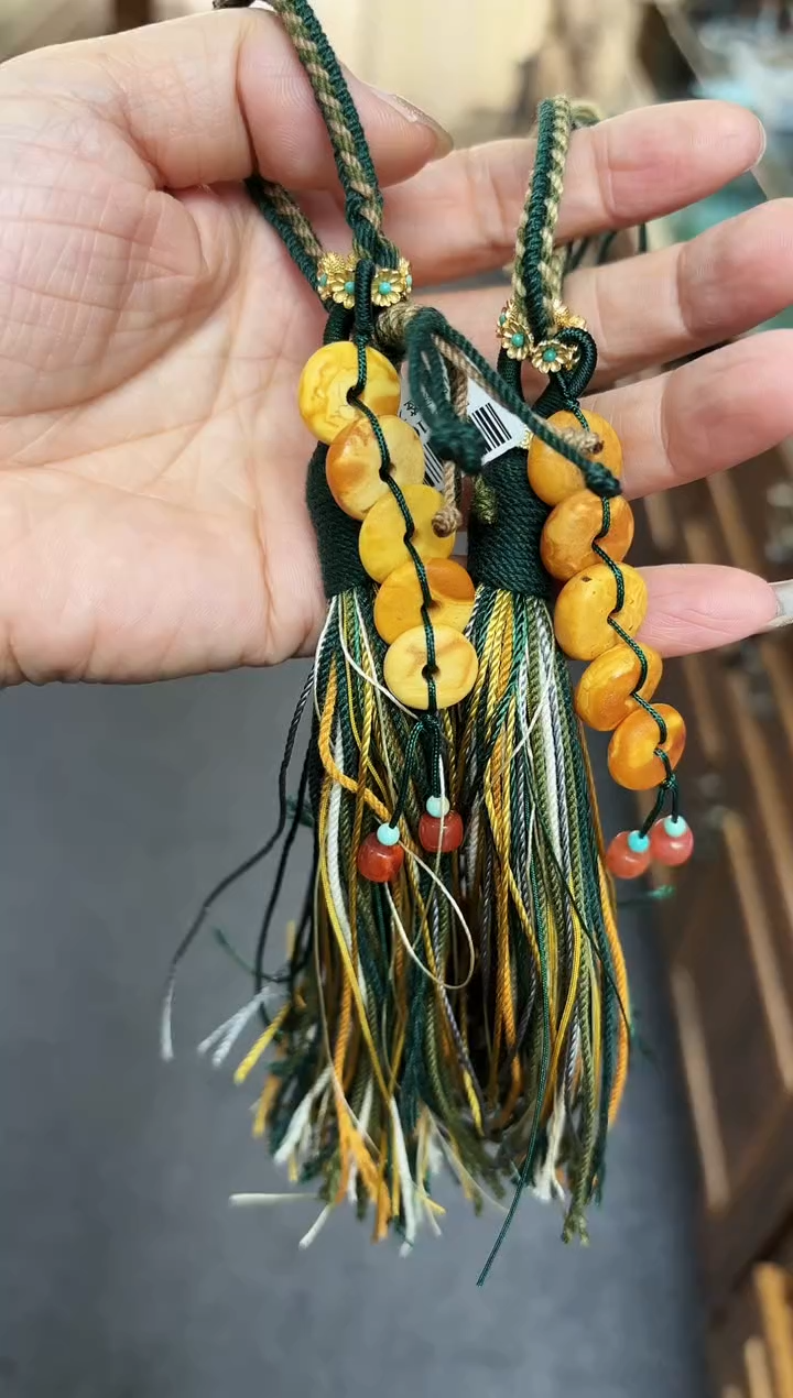 【闪购商品】琥珀裸石未镶嵌微瑕包挂多样发其一