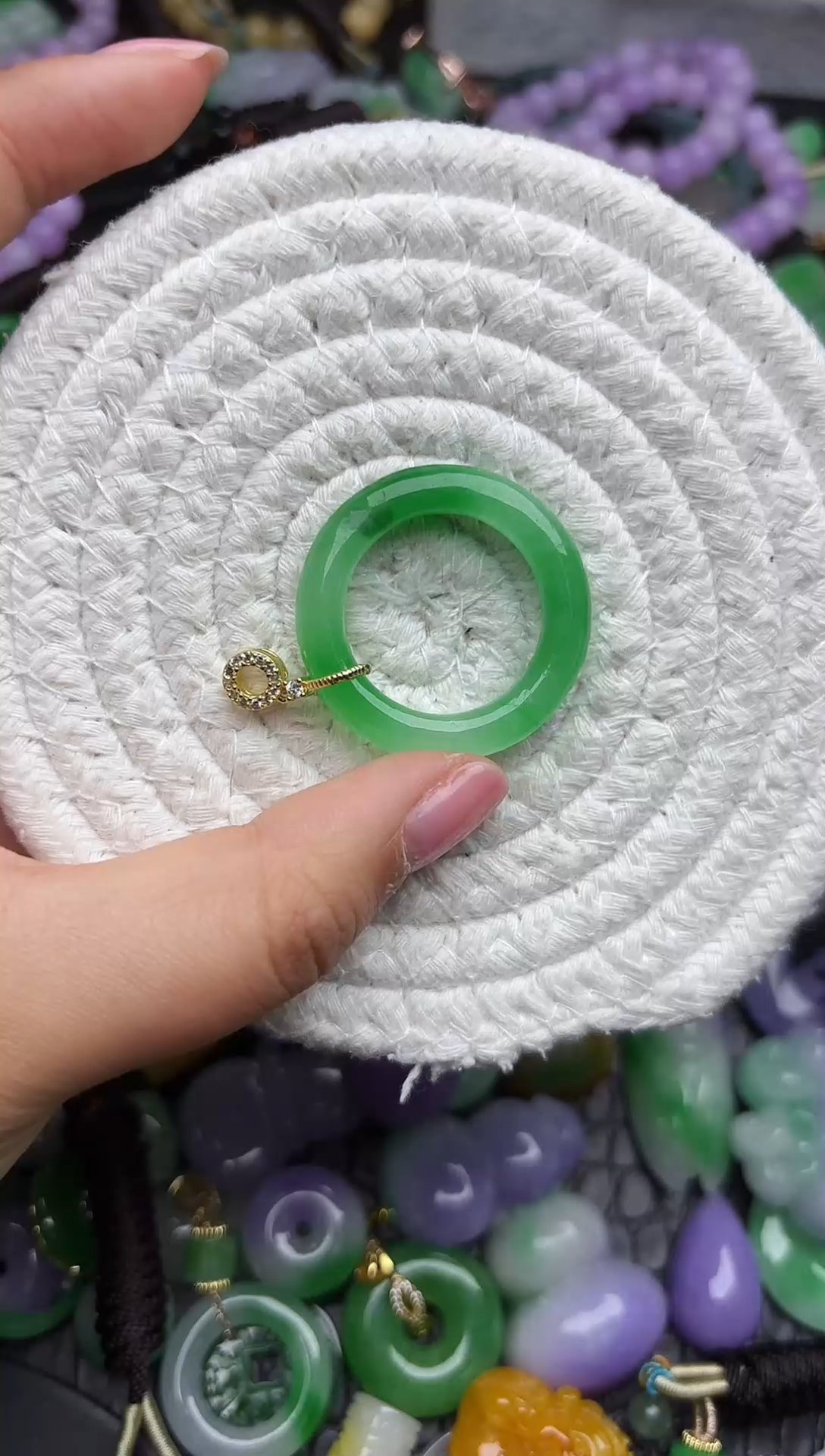 颈饰未镶嵌翡翠缅甸翡翠吊坠