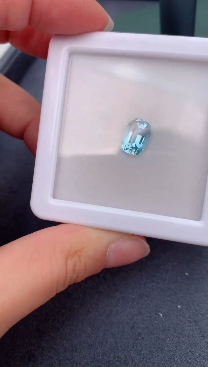 【闪购商品】海蓝宝石裸石未镶嵌2.8ct海蓝宝