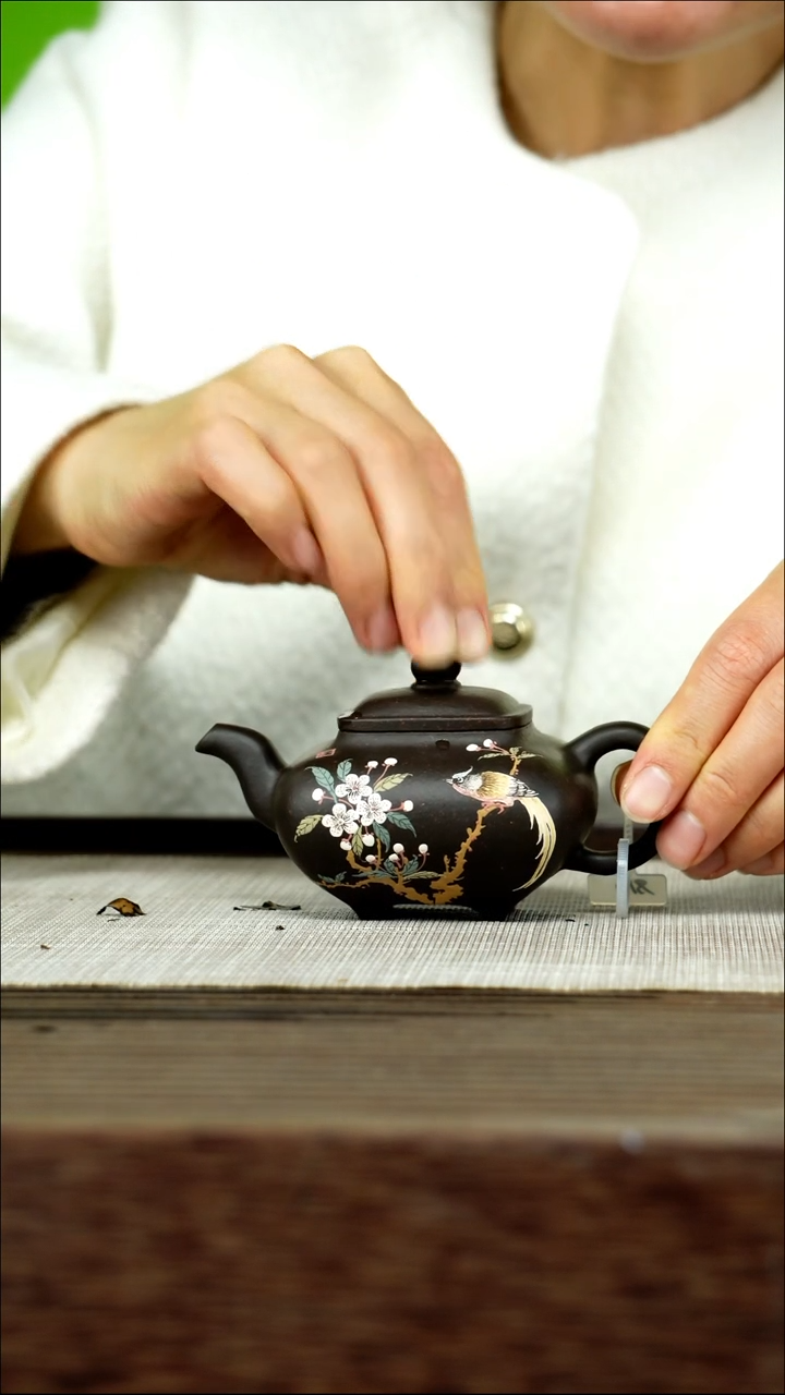 茶壶紫砂紫砂工艺厂018 72建交黑料  传炉 150cc