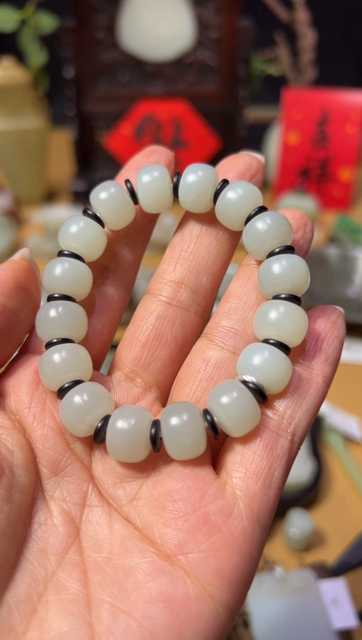 【闪购商品】和田玉XHM~681算盘珠手串~