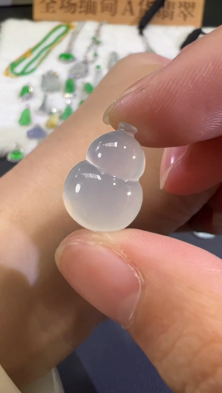 吊坠(不含链)未镶嵌翡翠B426|780