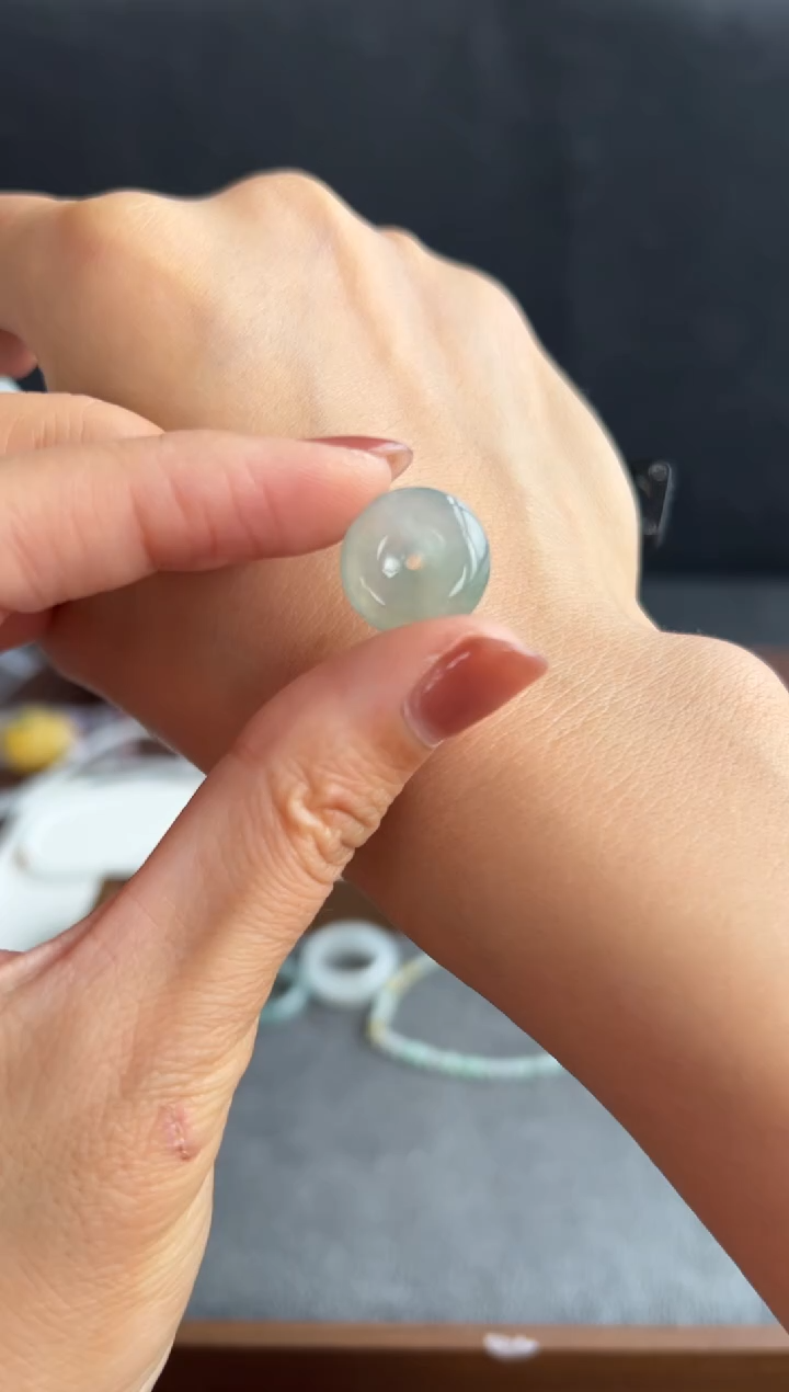 翡翠未镶嵌颈饰606买断