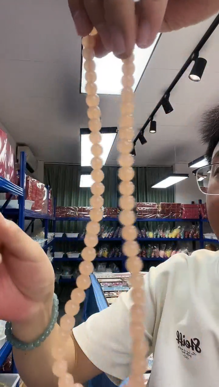 精美新疆藕粉卡8毫米项链