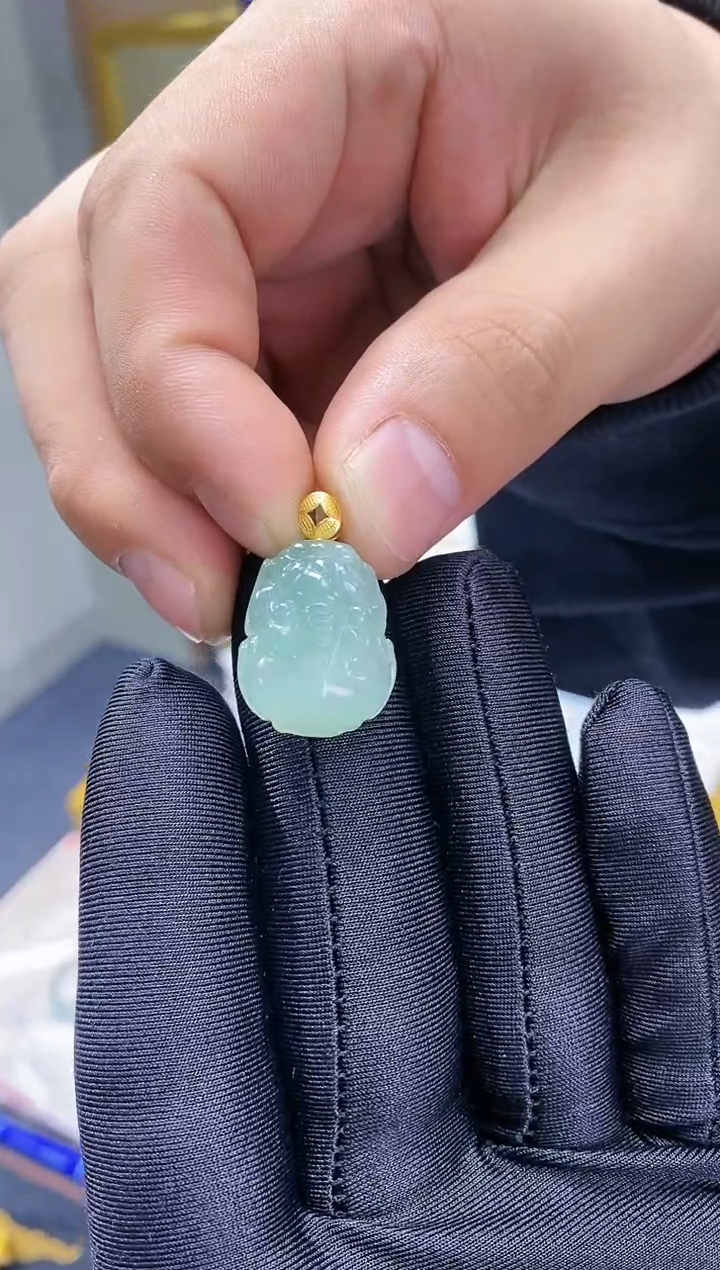 【闪购商品】翡翠颈饰18K金镶嵌