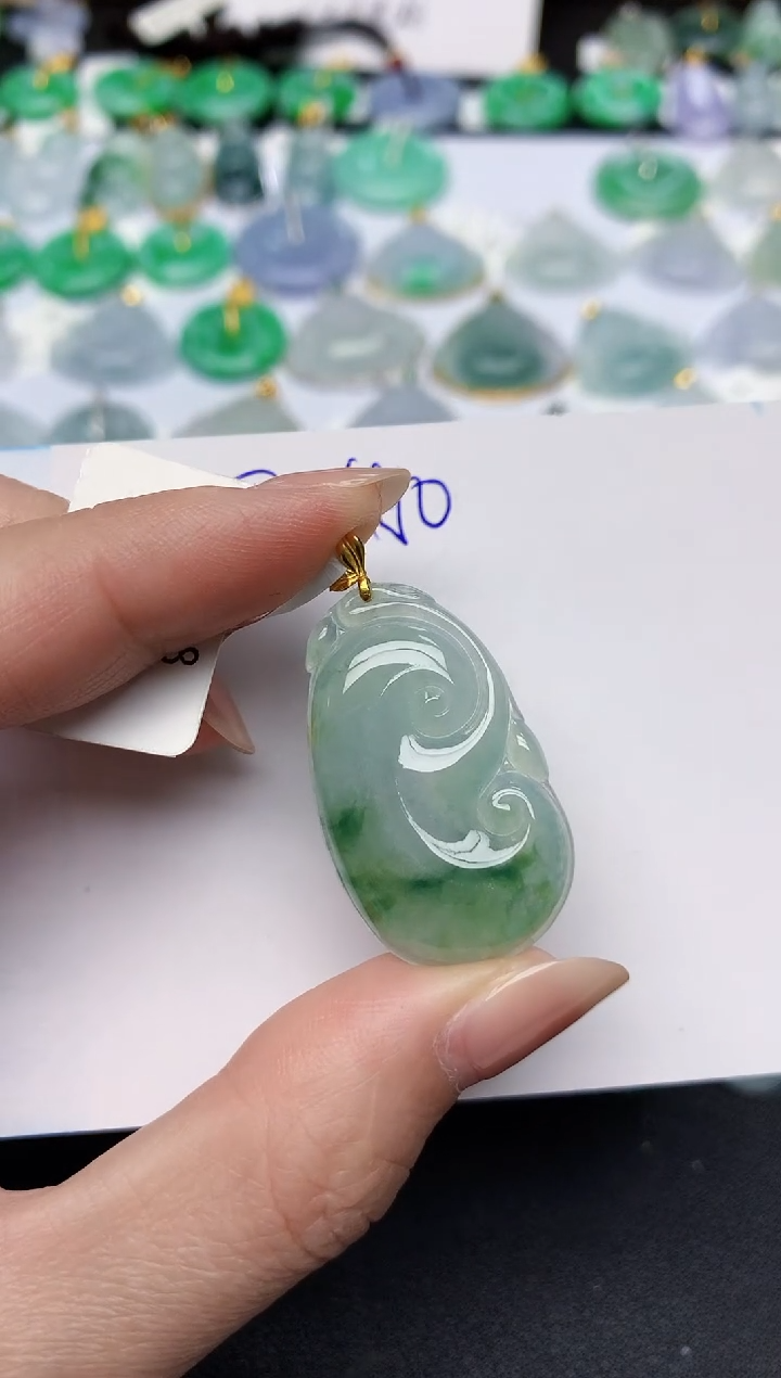 颈饰18K金镶嵌翡翠天然缅甸A货翡翠百元以上9元证书费自理