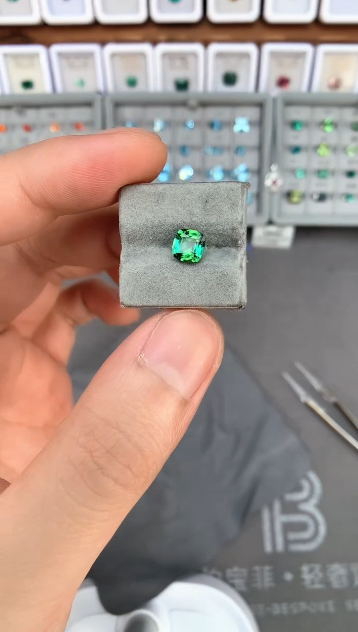 【闪购商品】定制碧玺裸石未镶嵌1.23ct