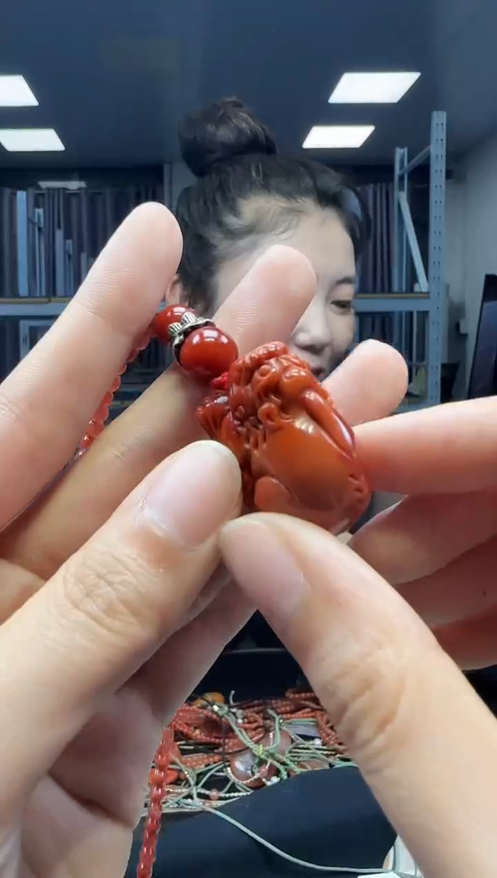 南红玛瑙未镶嵌挂件1