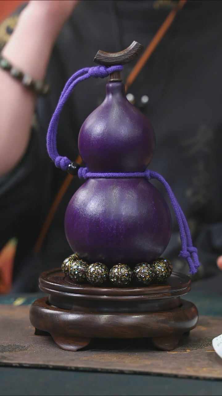 【闪购商品】YC209大漆酒葫芦不包手串及旋转底座