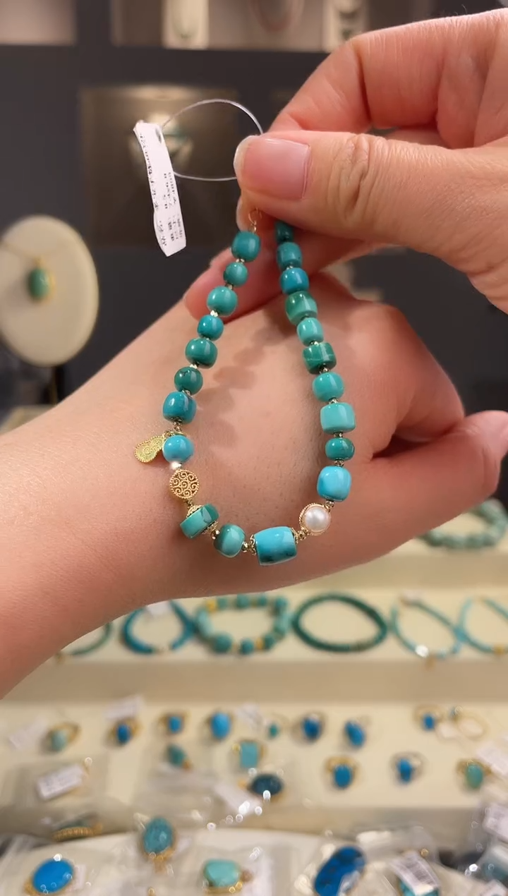 18K金镶嵌绿松石手链1