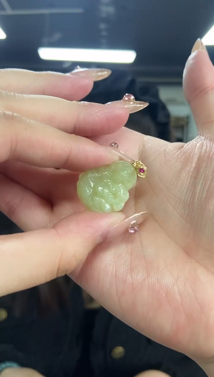 【闪购商品】和田玉吊坠未镶嵌多样性发其一颜色微差