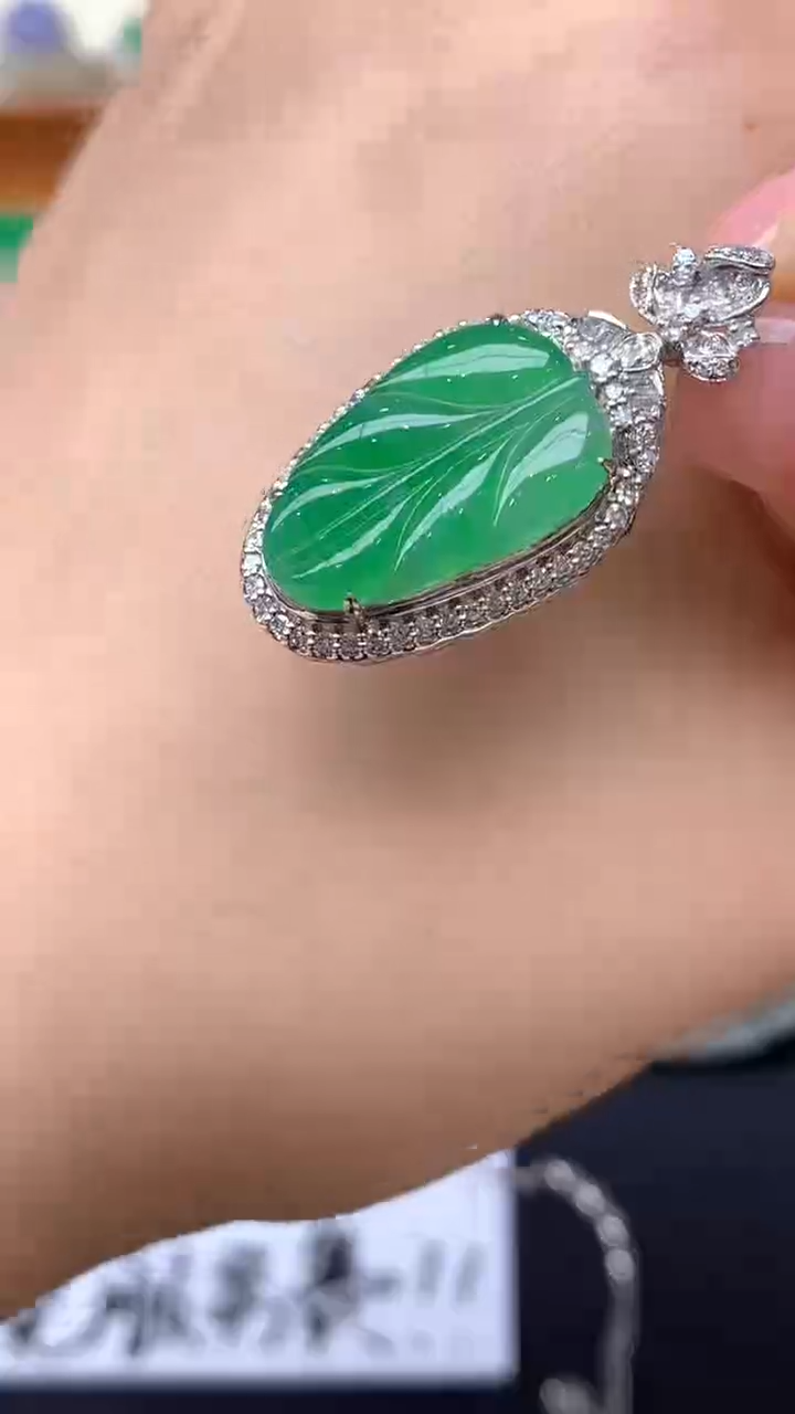 【闪购商品】翡翠颈饰18K金镶嵌311-天然翡翠