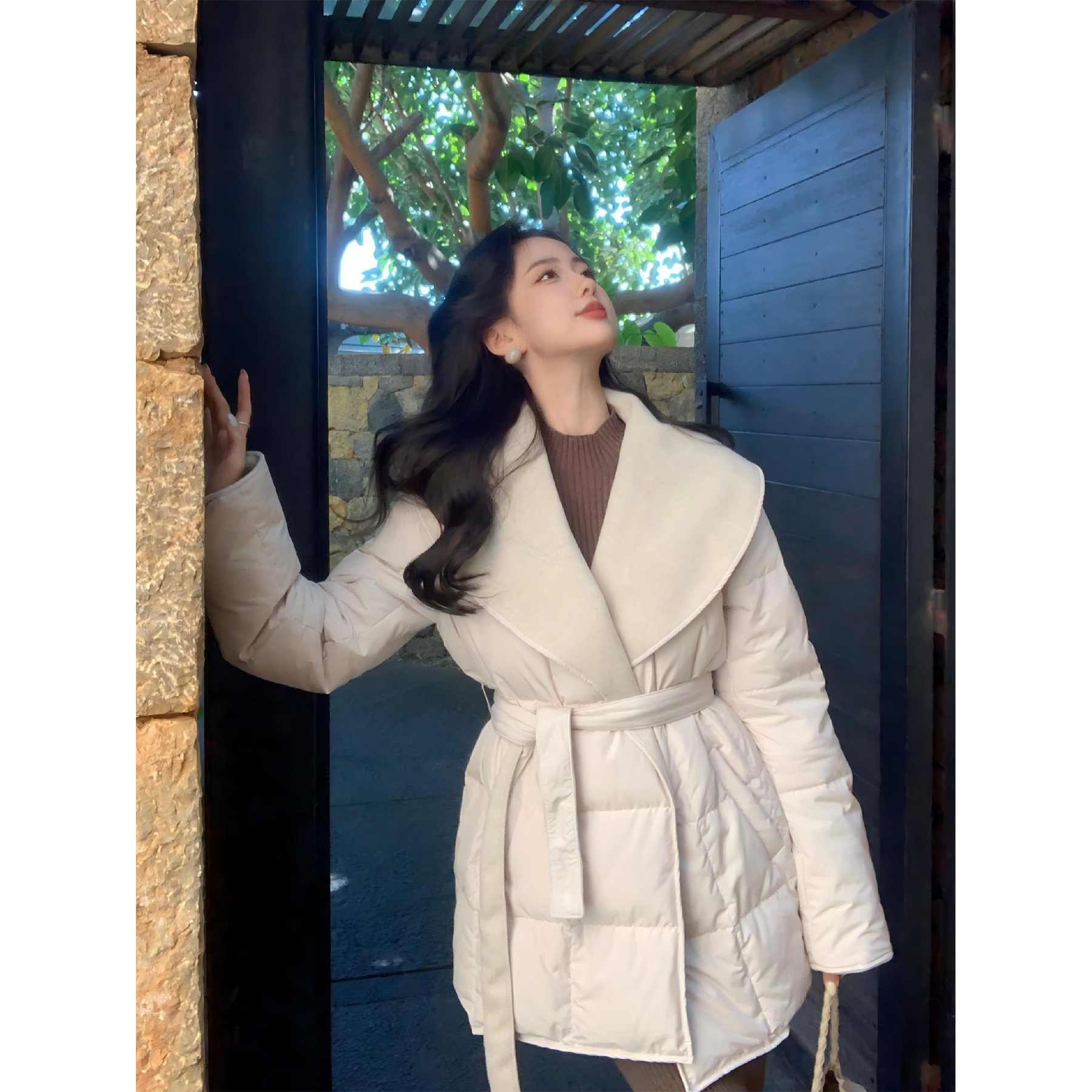 SYT自制 纯色休闲风女装大翻领绑带方块保暖羽绒服90白鸭绒外套