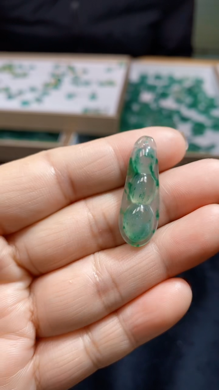 【闪购商品】石英质玉颈饰未镶嵌天然A货非洲翠
