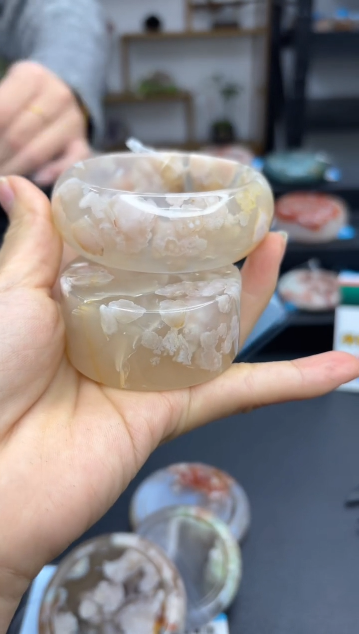 【闪购商品】石英质玉手镯未镶嵌A1296(58圈赠送镯心)