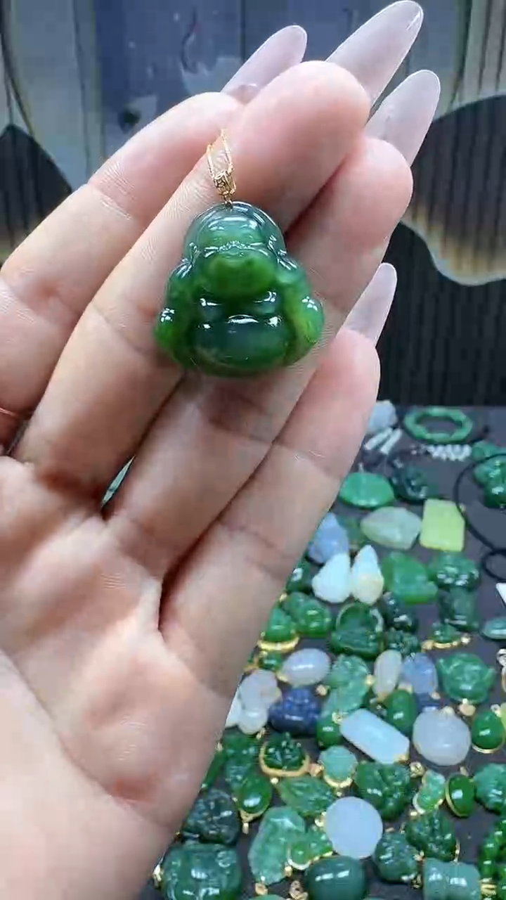 和田玉18K金镶嵌吊坠(不含链)1