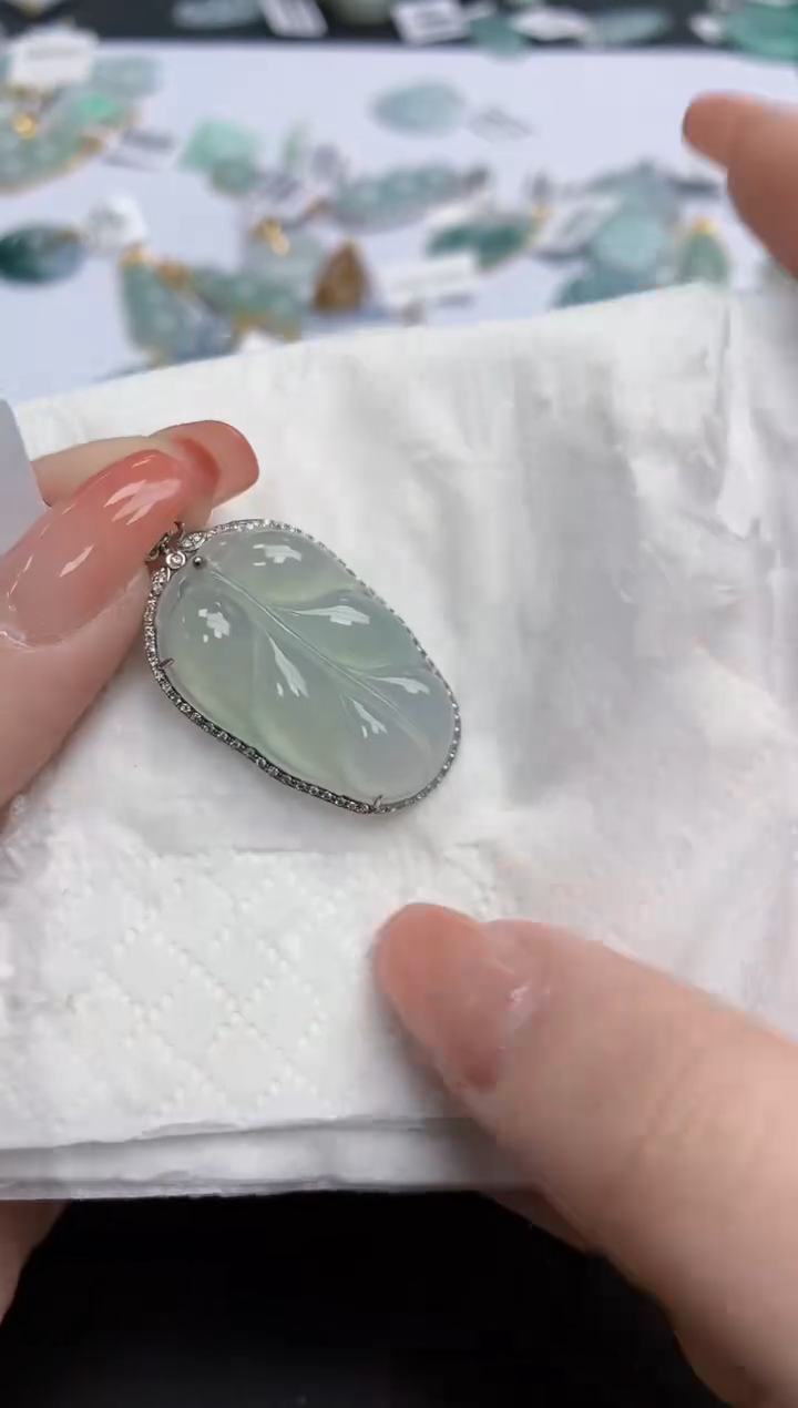 【闪购商品】翡翠颈饰18K金镶嵌天然缅甸翡翠A货