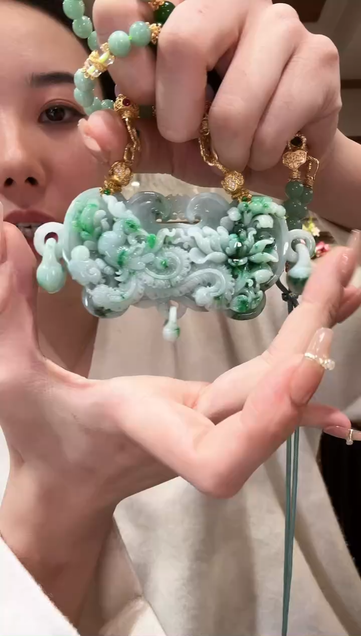 【闪购商品】翡翠颈饰未镶嵌国风