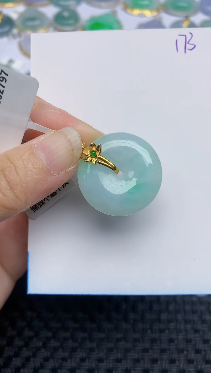 翡翠18K金镶嵌颈饰天然A货翡翠 173