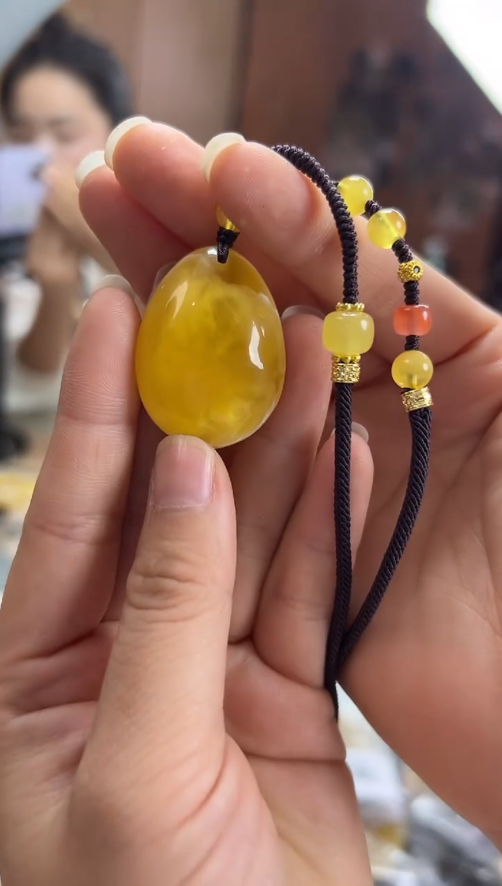 【闪购商品】蜜蜡裸石未镶嵌蜜蜡吊坠