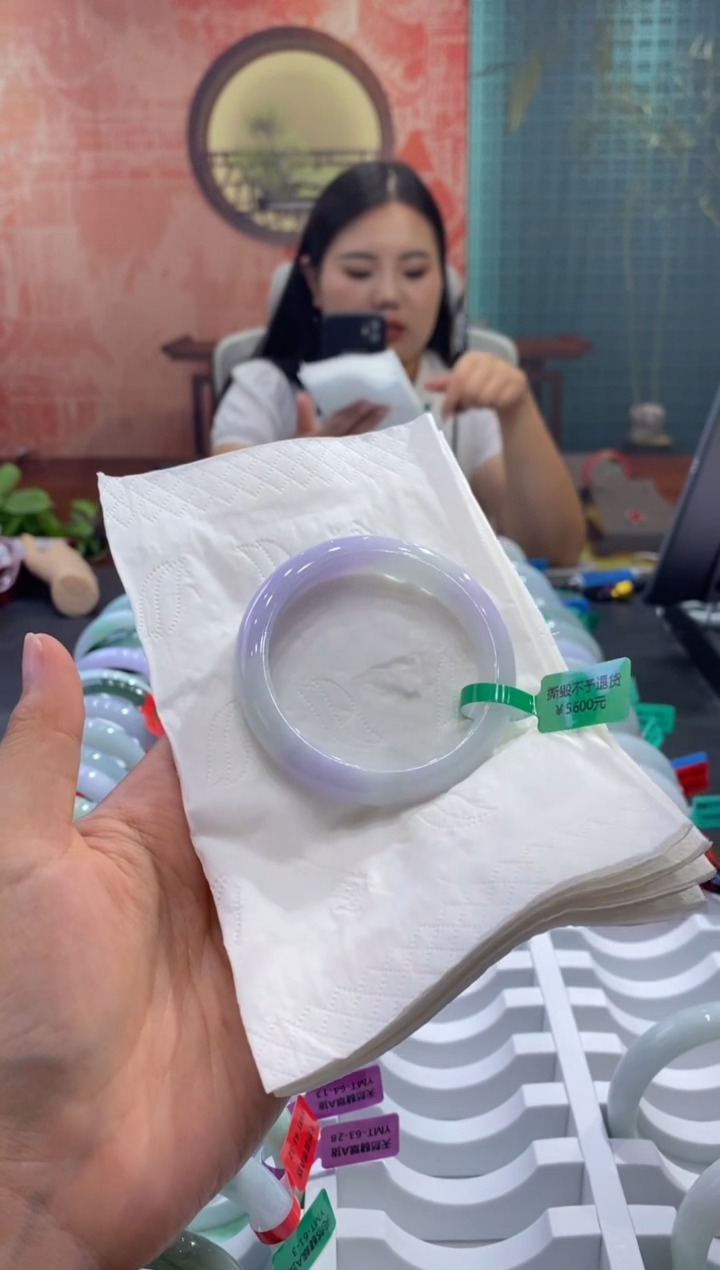 未镶嵌手镯翡翠多人000014487