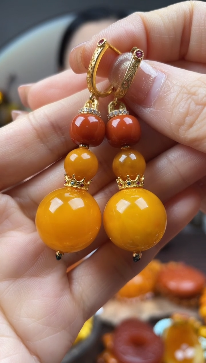 【闪购商品】琥珀裸石未镶嵌首饰 假1赔4 （多样性发货1件