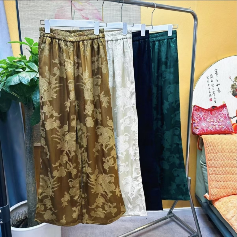 新中式时尚浮雕气质复古裤子2025早春新款