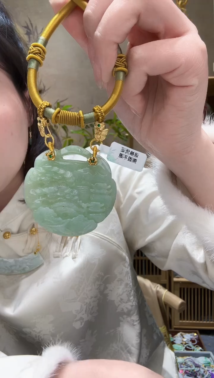 【闪购商品】翡翠颈饰未镶嵌吊坠