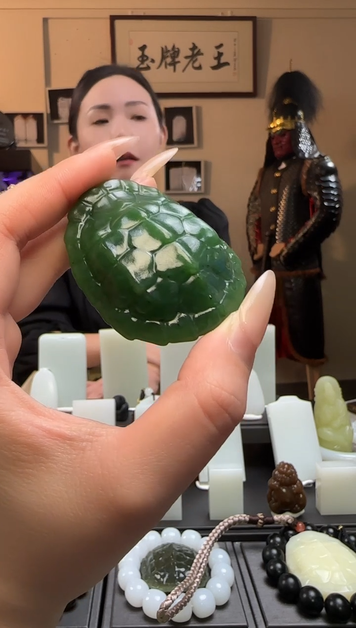 【闪购商品】和田玉碧玉富甲天下未镶嵌手把件