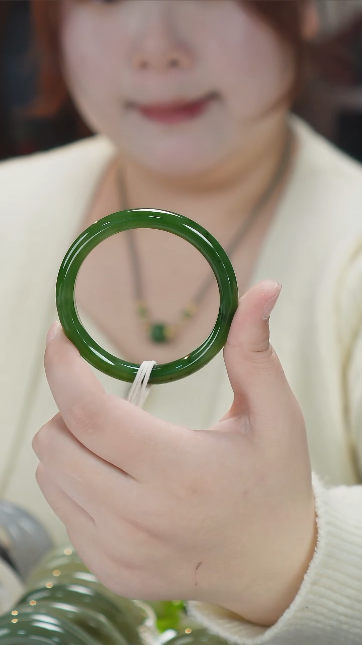 【闪购商品】和田玉手镯未镶嵌天然和田玉手镯拍一发一 55