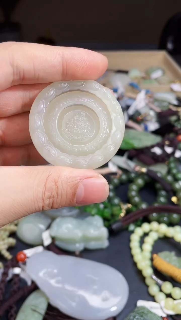 【闪购商品】和田玉挂件未镶嵌拍一发一