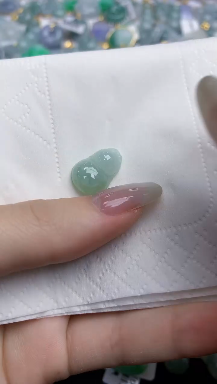 【闪购商品】翡翠颈饰未镶嵌天然缅甸翡翠A货