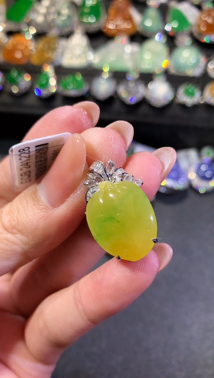 【闪购商品】翡翠吊坠(不含链)18K金镶嵌117-吊坠