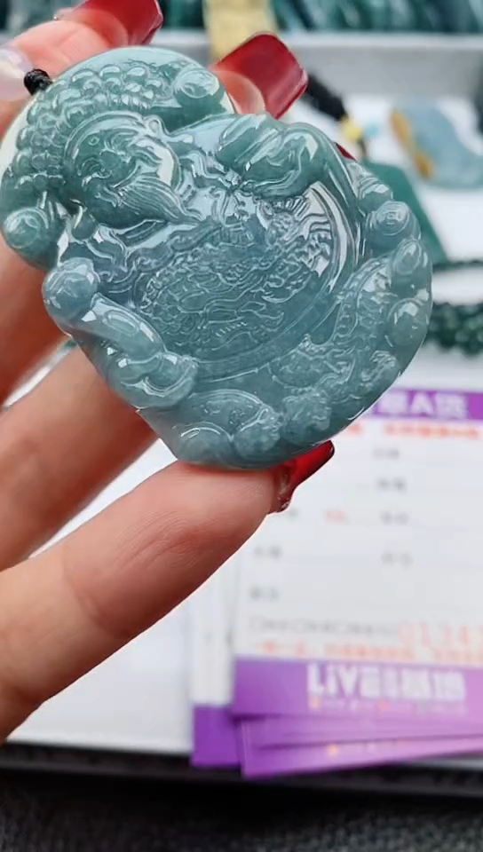 【闪购商品】翡翠颈饰未镶嵌