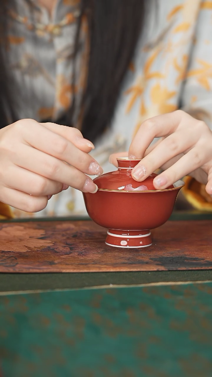 【闪购商品】摆件耕道堂弦月盖碗