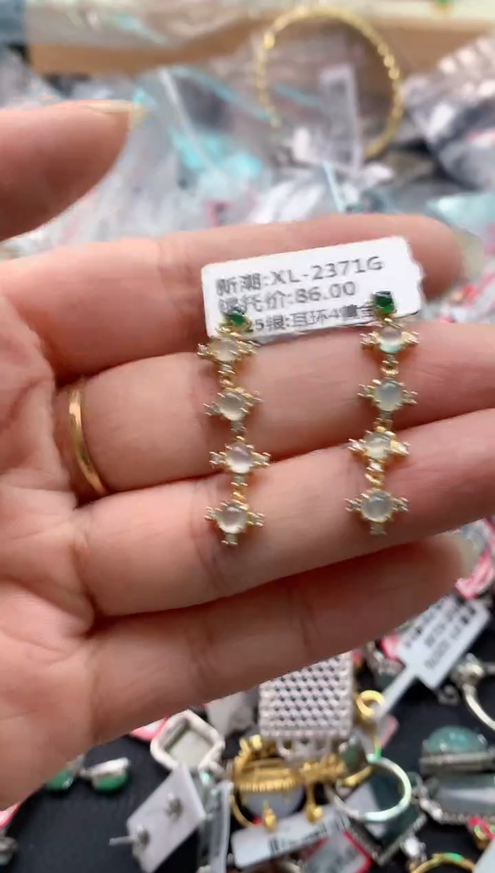 翡翠戒指银S925镶嵌天然A货缅甸翡翠