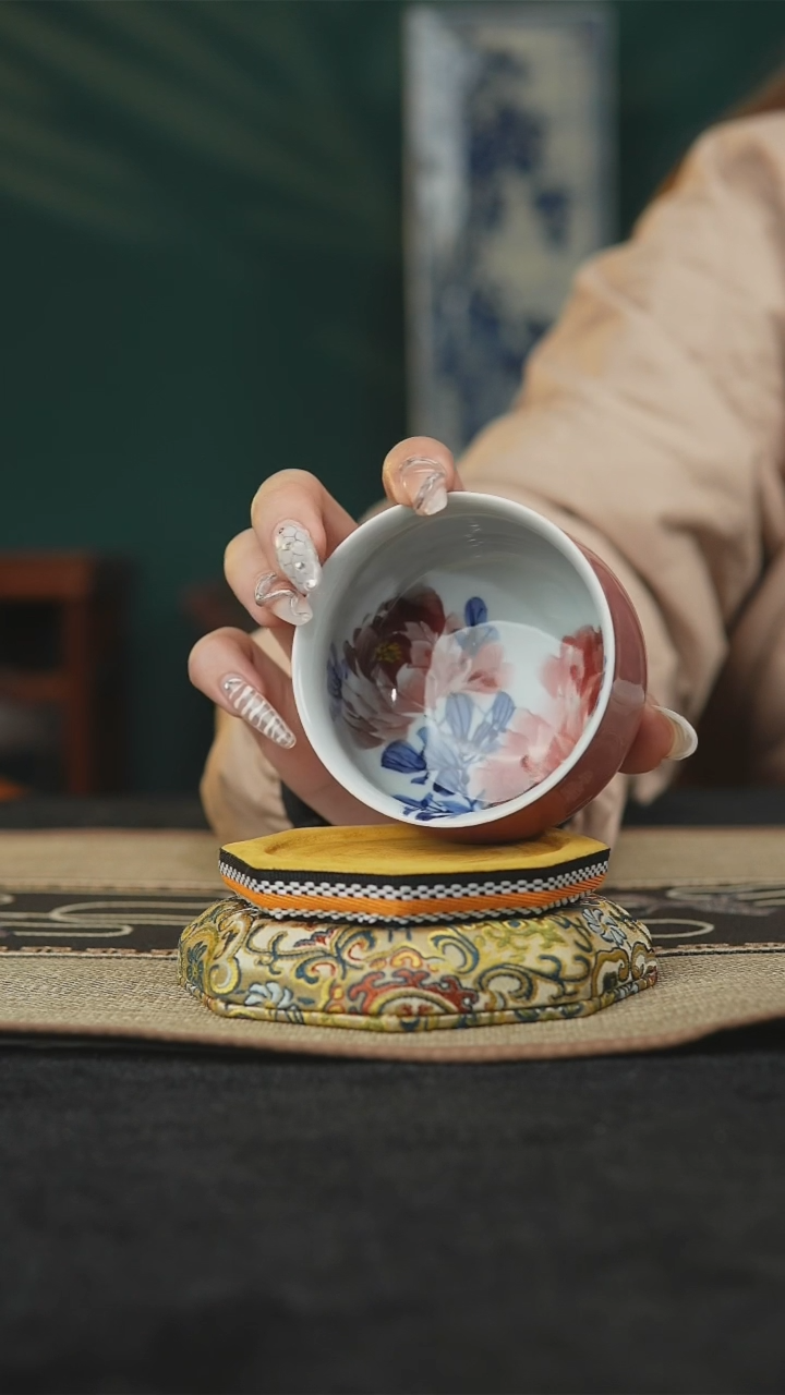 【闪购商品】豇豆虹内绘牡丹花主人杯