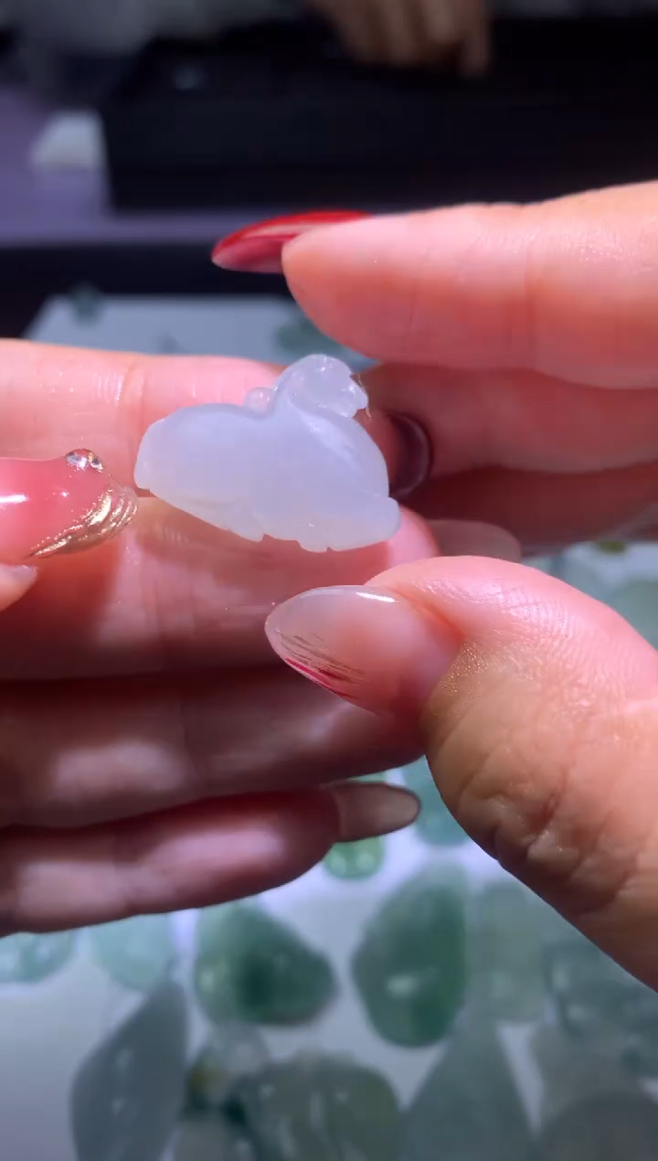 【闪购商品】定制翡翠未镶嵌毛货