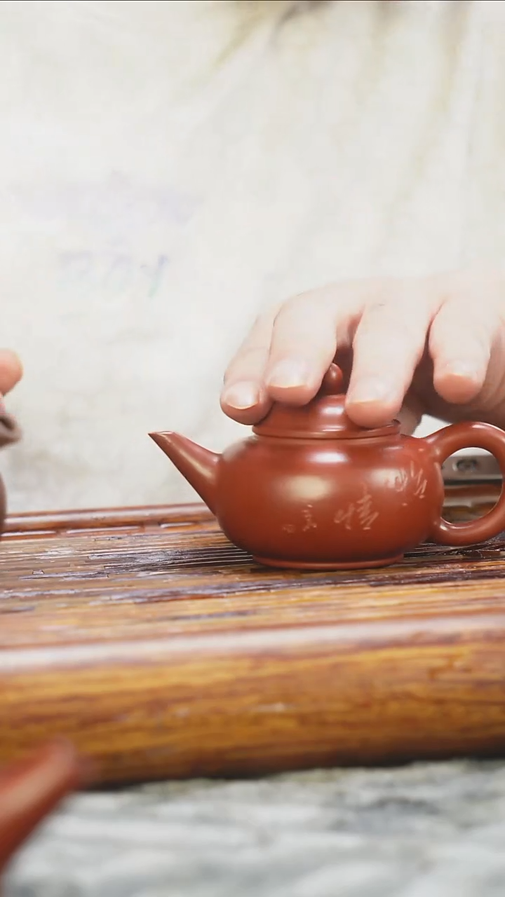 茶壶紫砂赵庄朱泥刻绘水平