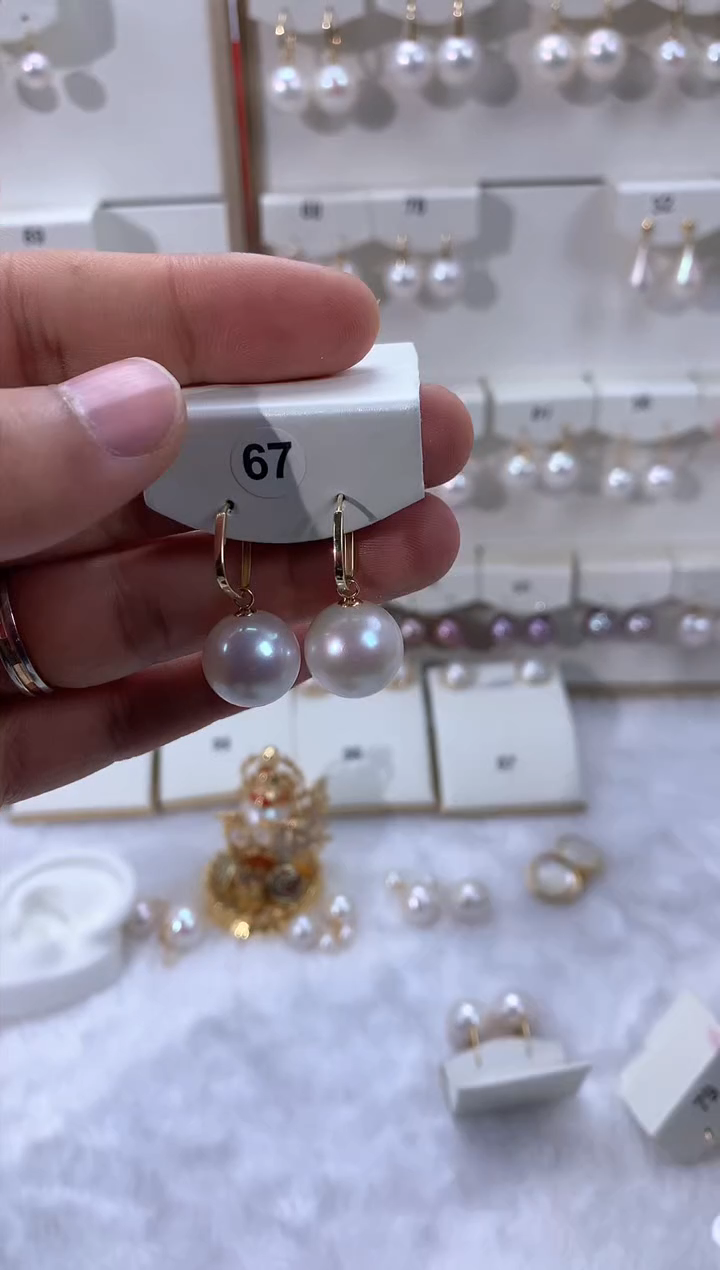 【闪购商品】淡水珍珠耳饰18K金镶嵌1