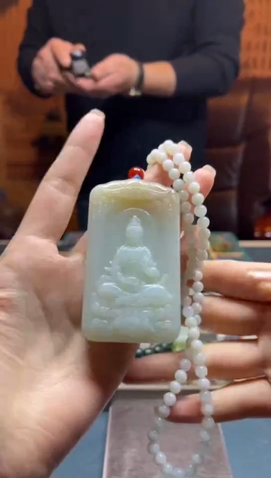 颈饰未镶嵌和田玉拍一发一