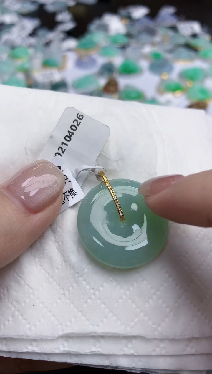 【闪购商品】翡翠颈饰18K金镶嵌天然缅甸翡翠A货