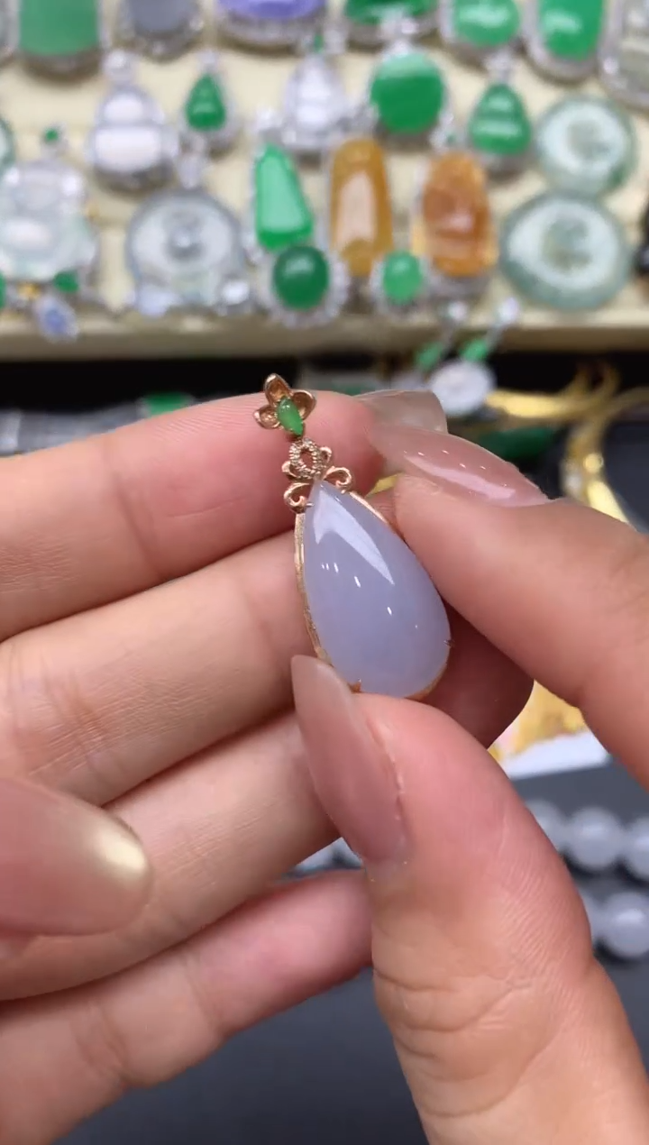 颈饰18K金镶嵌翡翠247-中国好珍宝