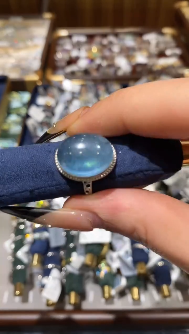 纯铜合金琉璃楚楚珠宝中古甄选不退换