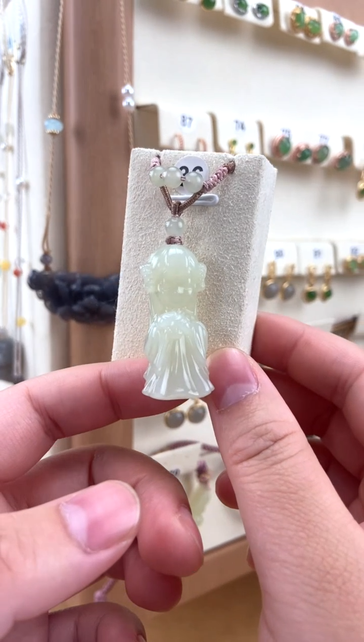 【闪购商品】和田玉颈饰未镶嵌貂蝉吊坠