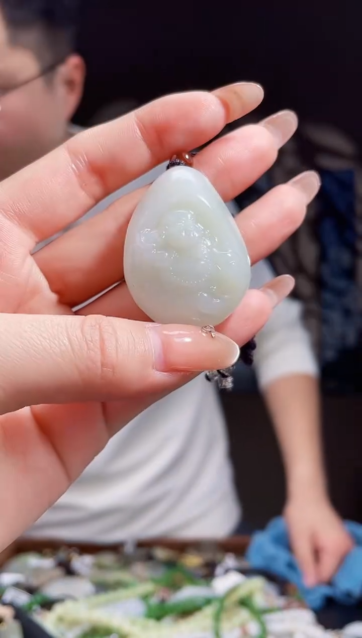 【闪购商品】和田玉颈饰未镶嵌拍一发一