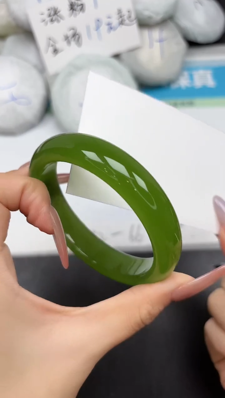 未镶嵌手镯石英质玉327-62-63