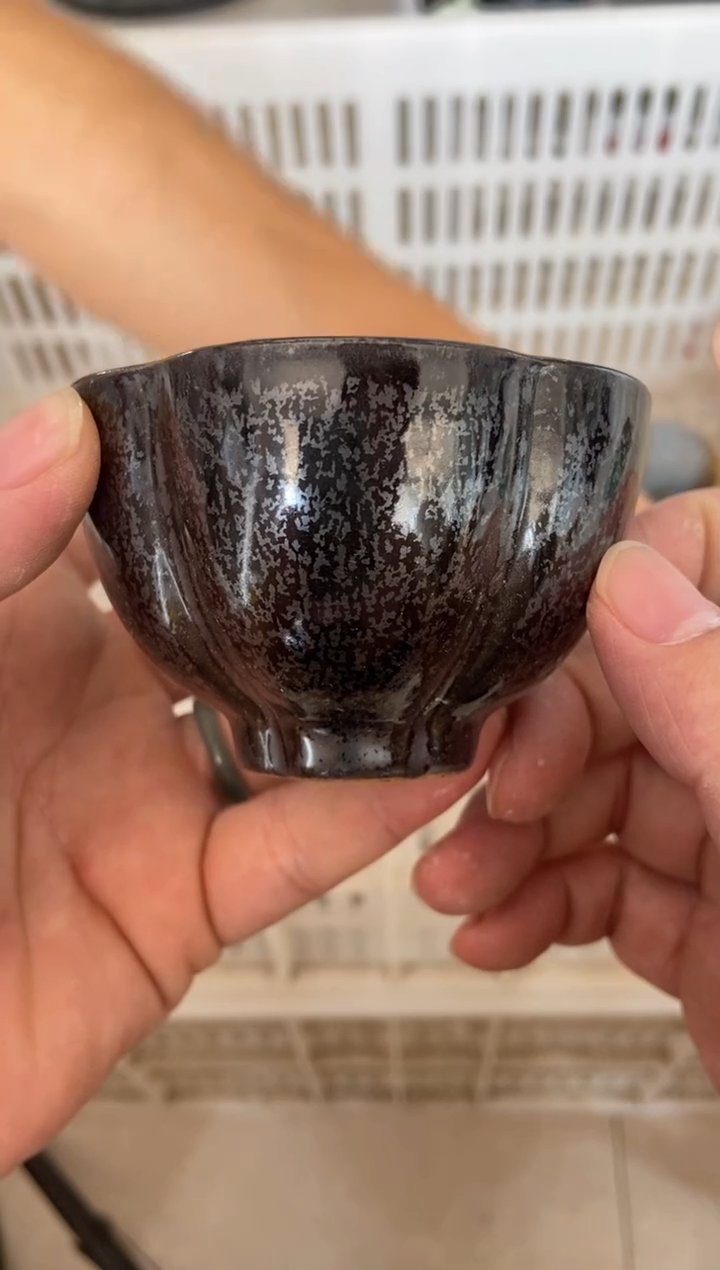 杯无运费险有瑕疵的摄影的产品有使用过的痕迹有点脏介意勿拍